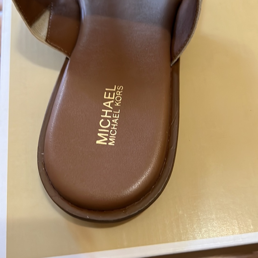 Michael Kors Women's Verity Elastic Flip-Flops - Picture 7 of 8